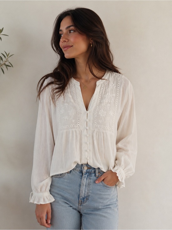 Zara Tops - Zara NWT White Embroidered Boho Blouse Size Large